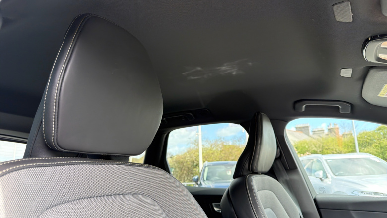 Volvo XC60 2.0 B5P Plus Black Edition 5dr AWD Geartronic Petrol Estate